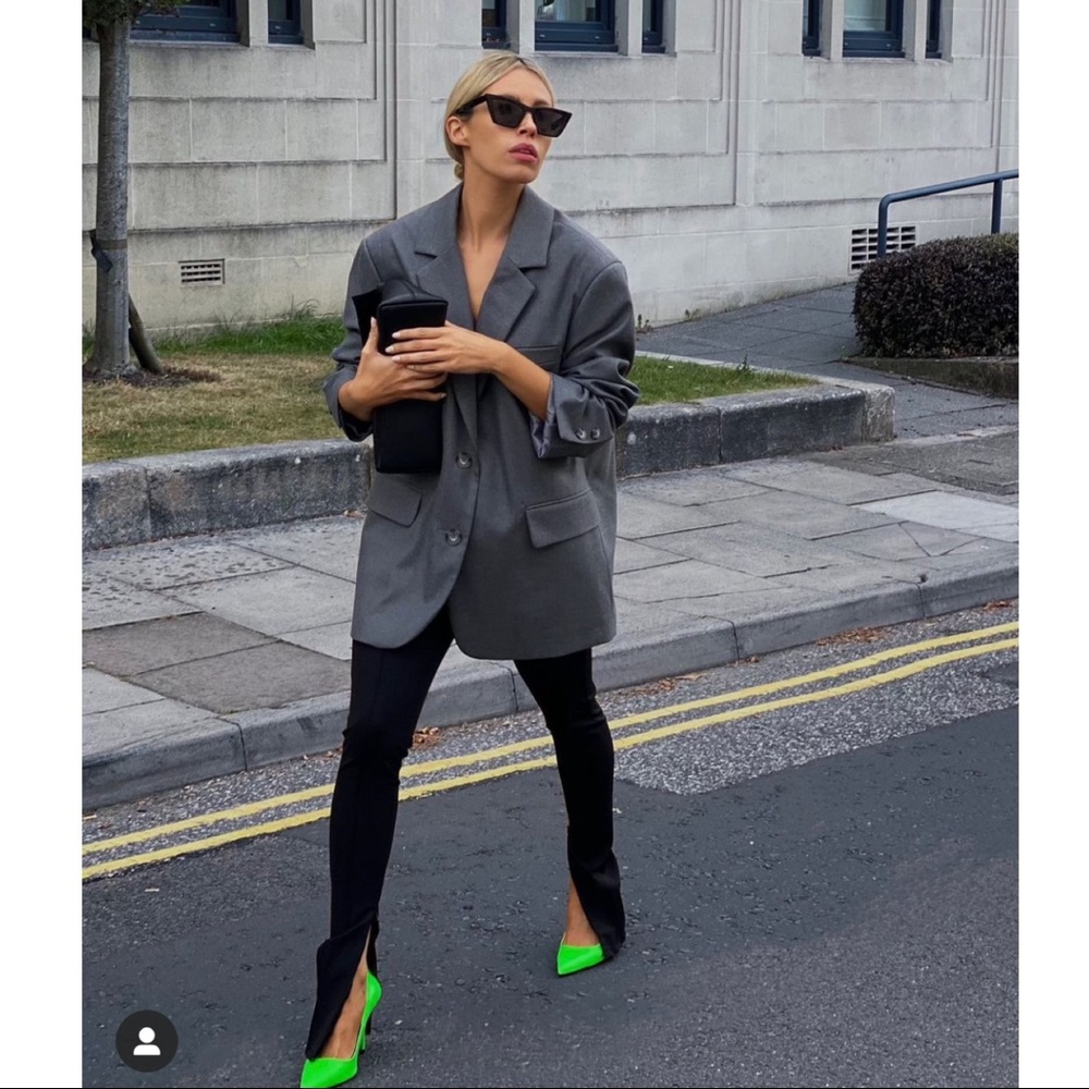 Most unbelievable half zip legging/trousers 🤩